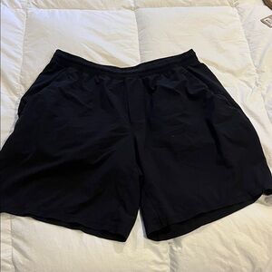 Mens LuLuLemon Athletic shorts
Size: XL
7 inch shorts
Tag has been ripped out